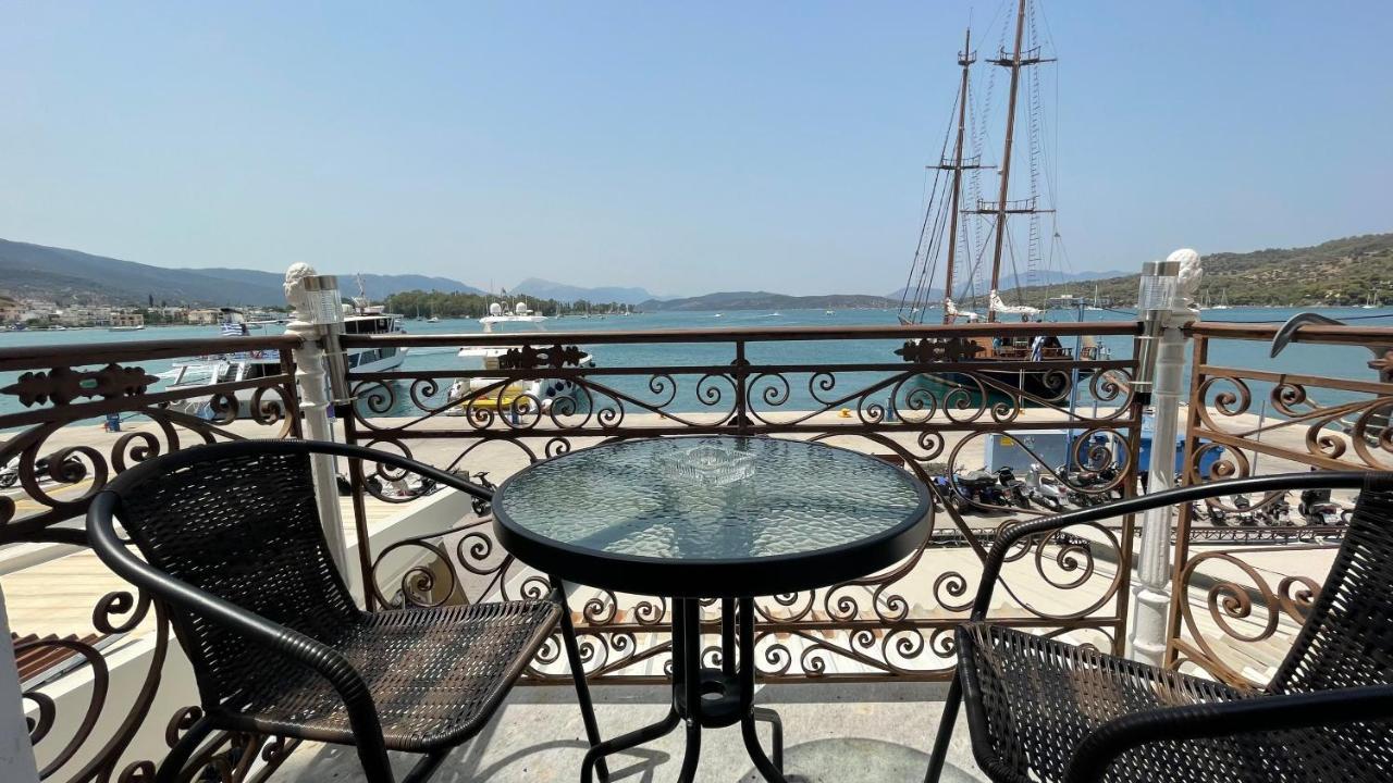 Poros Mood Hotel Poros Town ภายนอก รูปภาพ