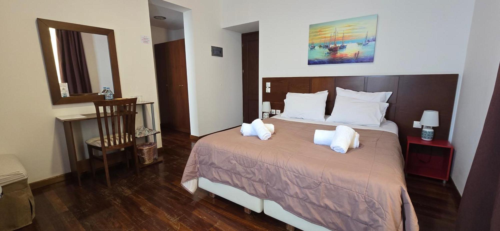 Poros Mood Hotel Poros Town ภายนอก รูปภาพ