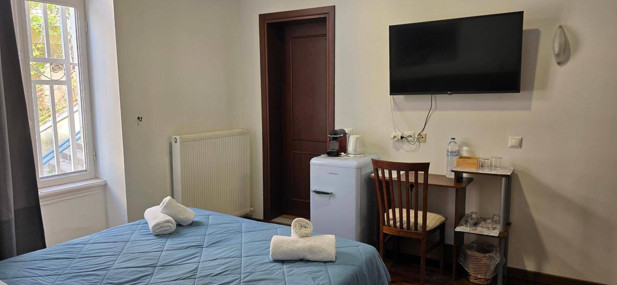 Poros Mood Hotel Poros Town ภายนอก รูปภาพ
